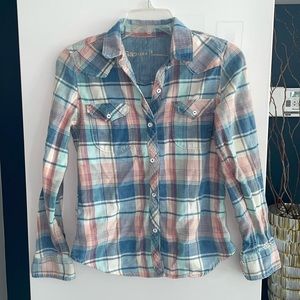 GAP Pink & Blue Flannel Button Down Shirt Size Small